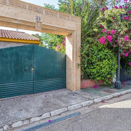 Beautiful In With 3 Bedrooms, Wifi And Swimming Pool 세비야